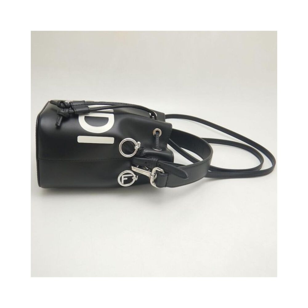 Pre Loved Fendi Roma Bucket Bag in Black Leather - Picture 4 of 8